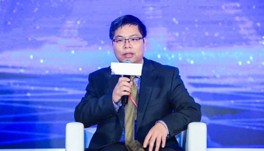 技术讲座 | 链想家覃文延导师受邀进行区块链专业知识讲座